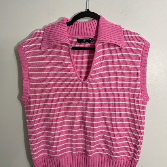 LILLUSORY Tops - Illusory Pink Striped Sleeveless Blouse Size Large CB-AQ